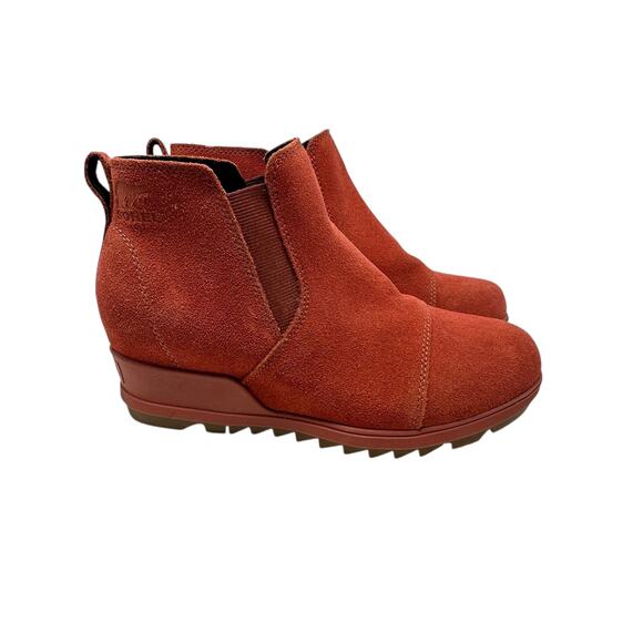 Sorel Evie Booties Boots Pull-On Wedge Heel  Waterproof Suede Red Size US 8 - Picture 4 of 13